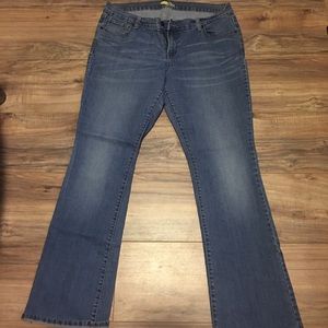 Old navy lighter wash jeans